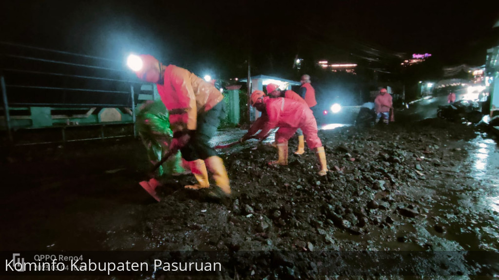 Pertama Kali, Banjir Bandang Terjadi di Tretes