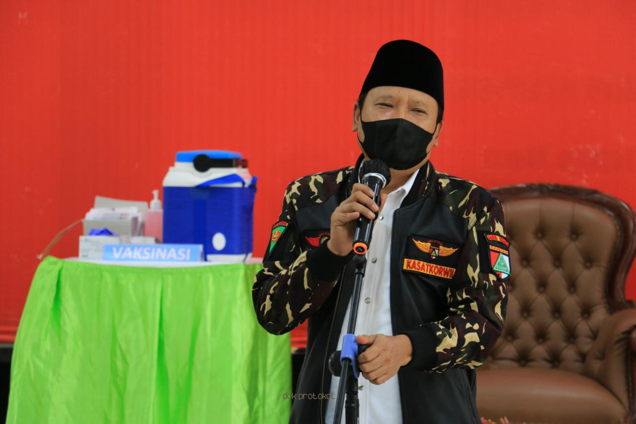 Kasus Aktif Virus Corona di Kabupaten Pasuruan Turun. Bupati Irsyad Yusuf Minta Kesehatan dan Nutrisi Warga Isoman Ikut Diperhatikan 