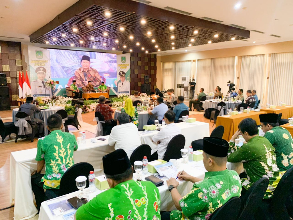 Bupati Irsyad Yusuf Pimpin Forum Konsultasi Publik Rancangan RPD 2024-2026