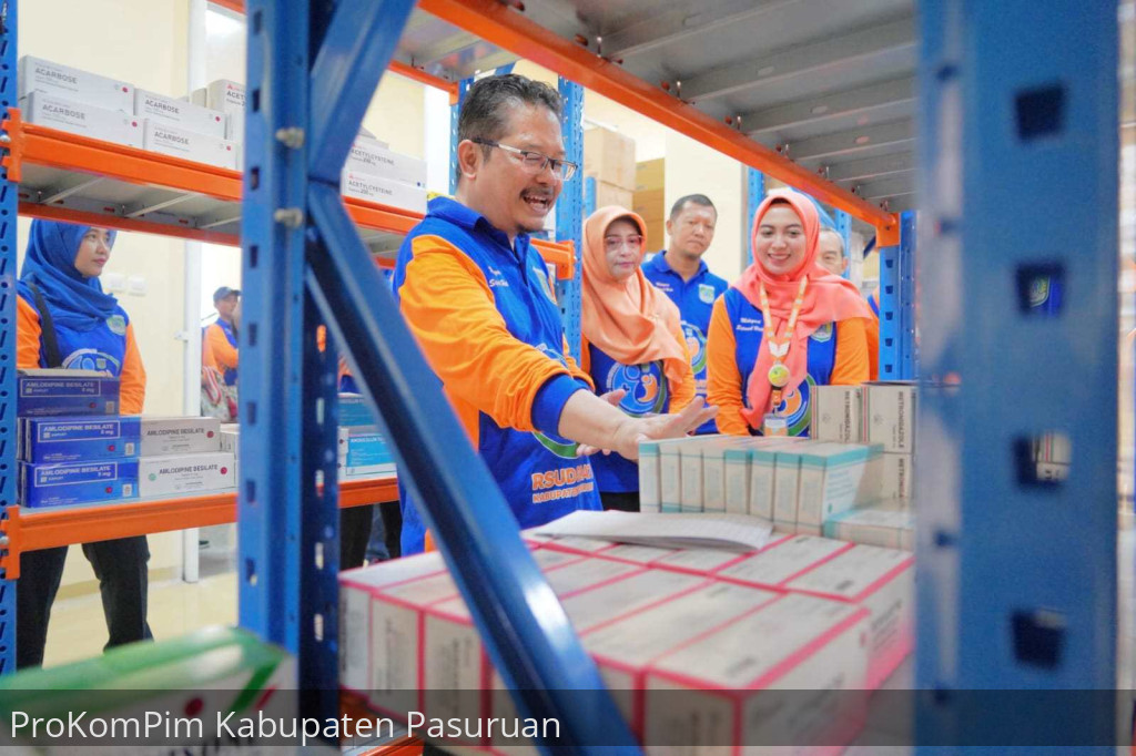 Resmikan Gedung Instalasi Farmasi RSUD Grati, Pj. Bupati Pasuruan Berbagi Motivasi Pengelolaan Manajemen RS Sebagai Entitas Sosial dan Bisnis