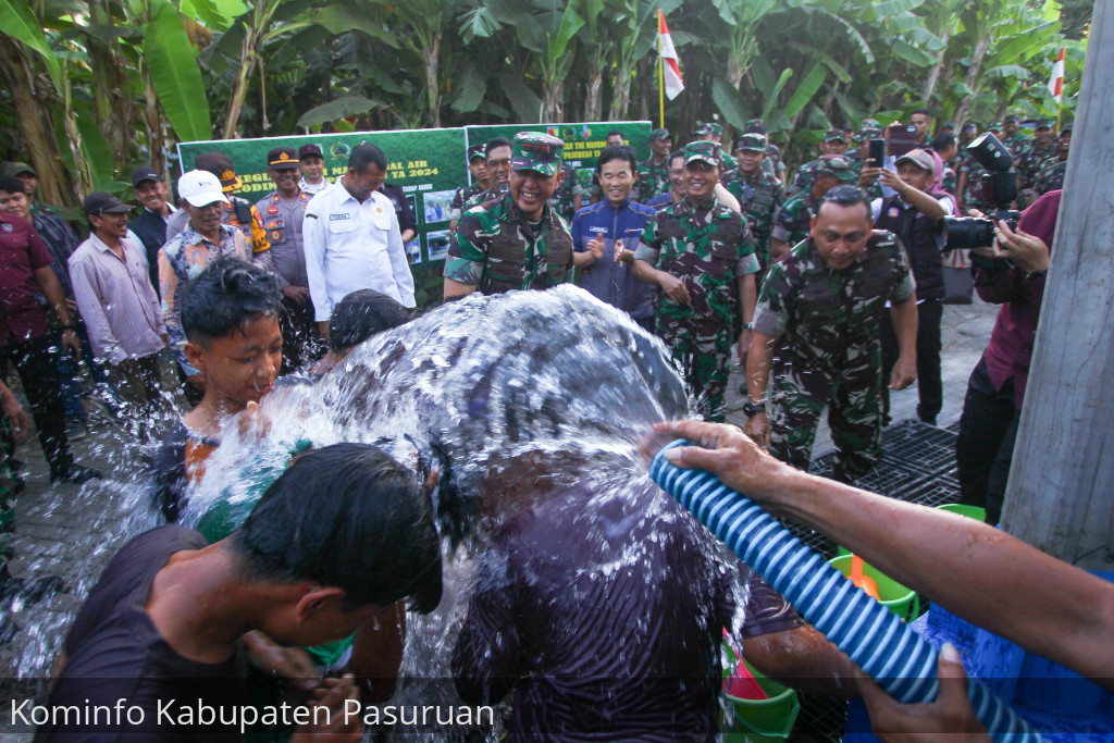 Pangdam V Brawijaya Tinjau Operasional Sumur Bor Program TMMA