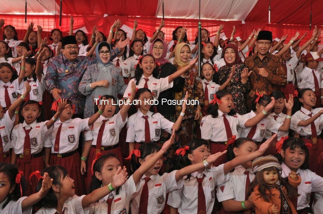 HAN 2017, Pak Dhe Karwo Ingatkan Orang Tua Agar Anak Tak Kecanduan Gadget dan Televisi