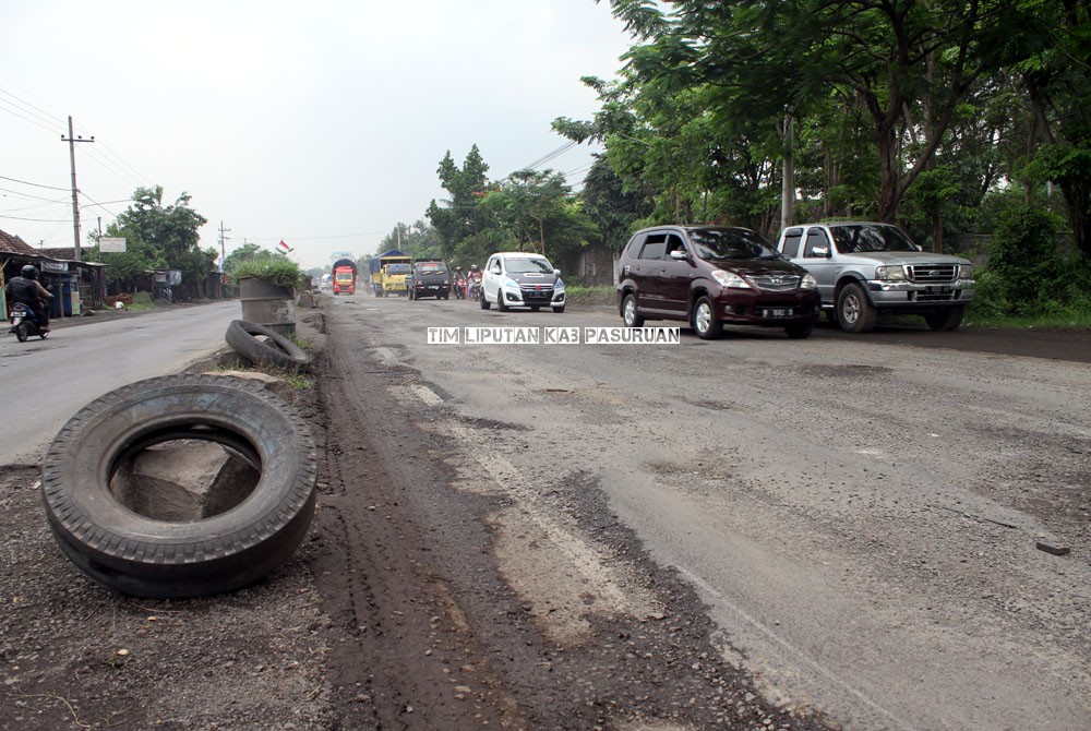 PARAHNYA JALAN NASIONAL SEPANJANG TAMBAKREJO-RACI, HARI INI TUNTAS DIPERBAIKI