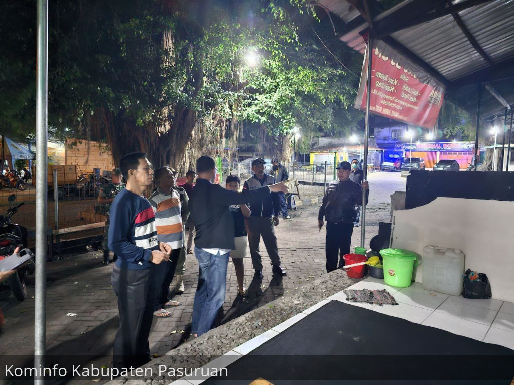 Ingatkan Pemilik Warung di Terminal Pandaan Stop Kegiatan Karaoke di Malam Hari