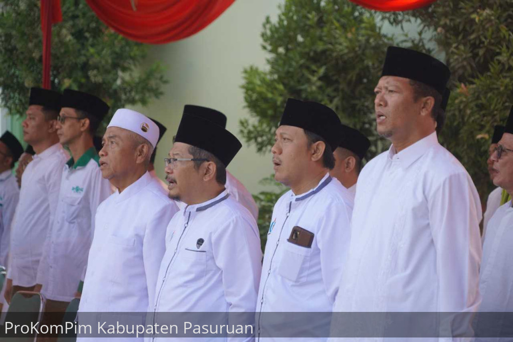 Apel Hari Santri 2023, Pj. Bupati Pasuruan Apresiasi Kontribusi Santri Dalam Pembangunan Berkelanjutan