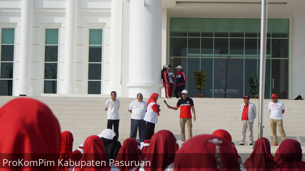 Jaga Imunitas dan Kebugaran Tubuh, Bupati dan Wakil Bupati Pasuruan Senam Bersama Seluruh Karyawan/ti Pemkab Pasuruan
