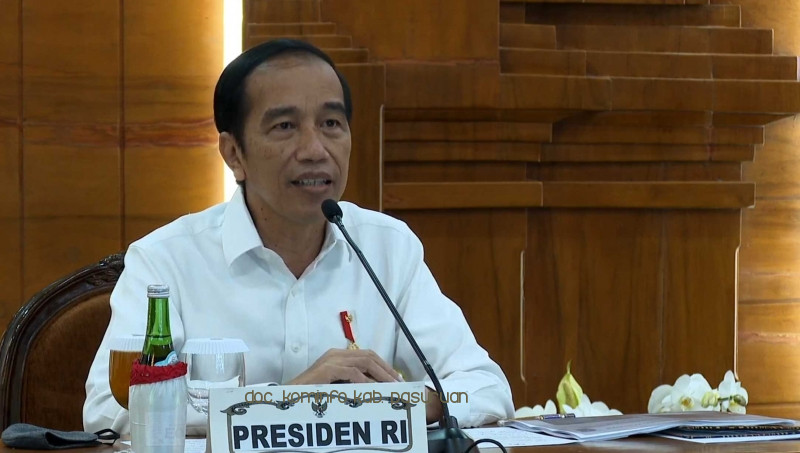 Kendalikan Penyebaran Covid-19 di Jatim, Presiden Minta Masyarakat Patuhi Protokol Kesehatan 