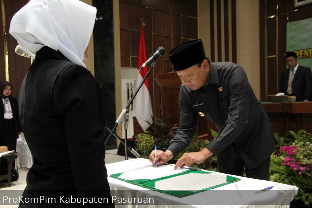 Bupati Irsyad Lantik 194 Kepala Sekolah di Lingkungan Pemerintah Kabupaten Pasuruan