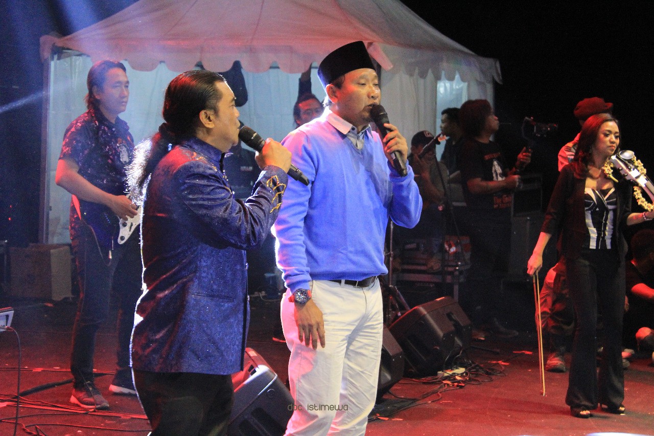 Ambyarrrr, Didi Kempot Bius Puluhan Ribu Fans Fanatiknya