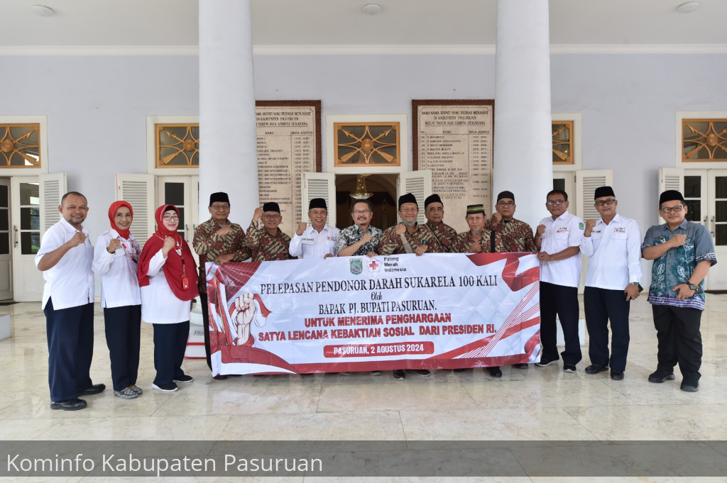 Pj Bupati Andriyanto Lepas 7 Pendonor Darah Terima Satya Lencana Kebaktian Sosial dari Presiden