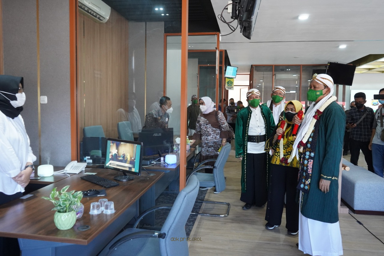 Kado Terindah Untuk Masyarakat, Bupati Irsyad Yusuf Resmikan Graha Pelayanan Publik Kabupaten Pasuruan 