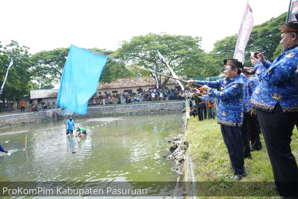 Buka Ski Lot, Pj. Bupati Andriyanto Berikan Applaus Pesta Rakyat Lintas Generasi di Kecamatan Lekok