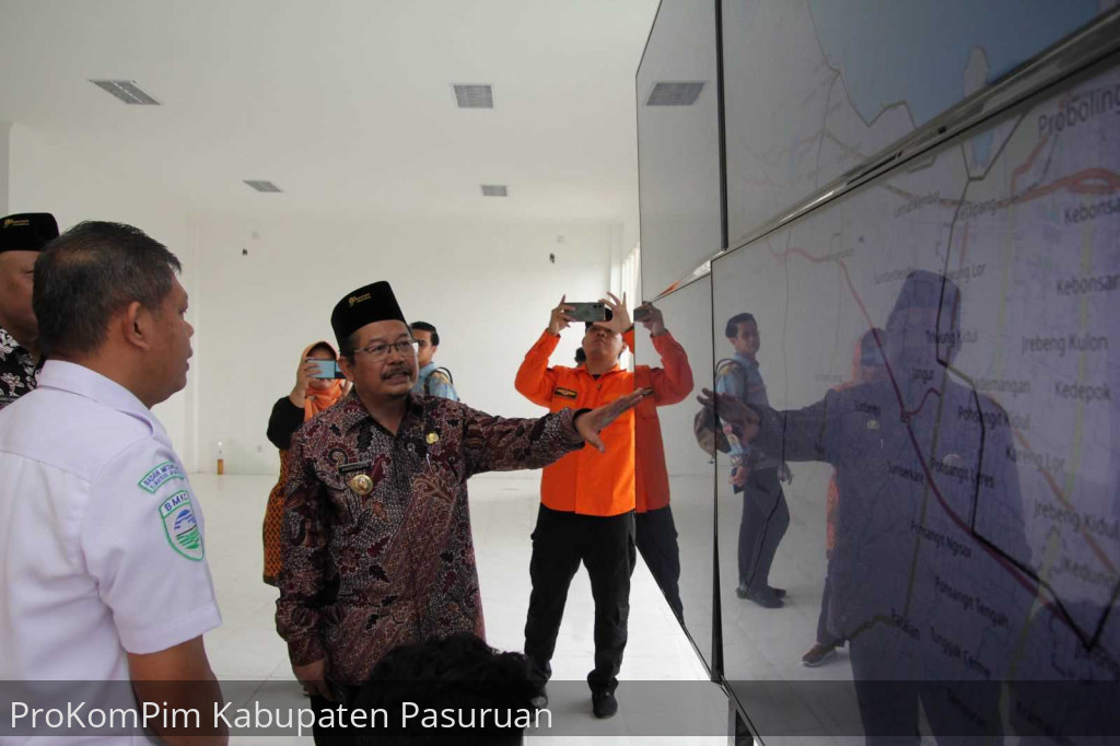 Pj. Bupati Pasuruan Berharap, Media Display Informasi Cuaca BMKG di Gedung Baru BPBD Tingkatkan Mitigasi Antisipasi Bencana Hidrometeorologi